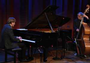 Man playing the piano. Photo