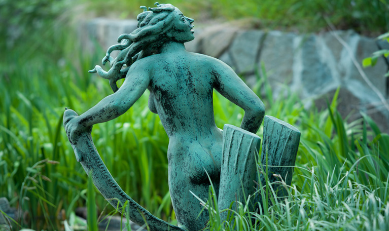 Statue. Photo.